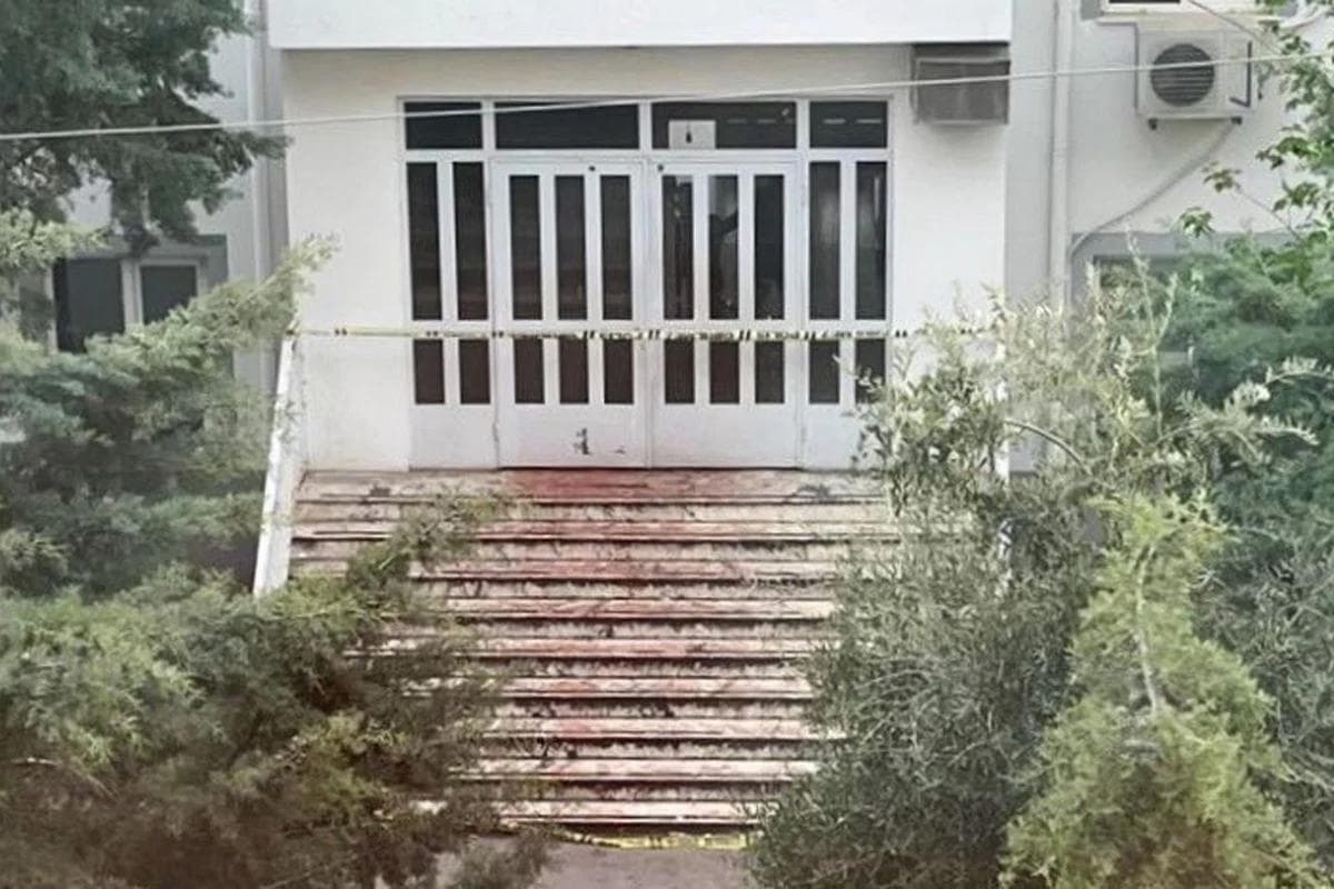 Okulun Kapısında Kalan Güven